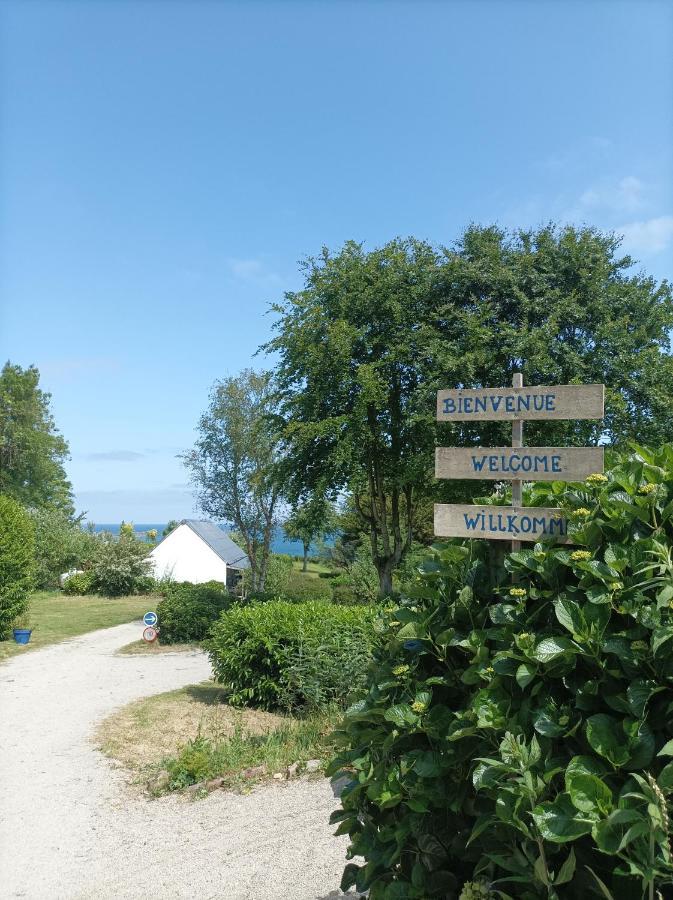 Les Hortensias Grande Tente Familiale Deux Chambres Et Sejour Vue Mer Sur Camping Nature Plestin-les-Grèves Dış mekan fotoğraf